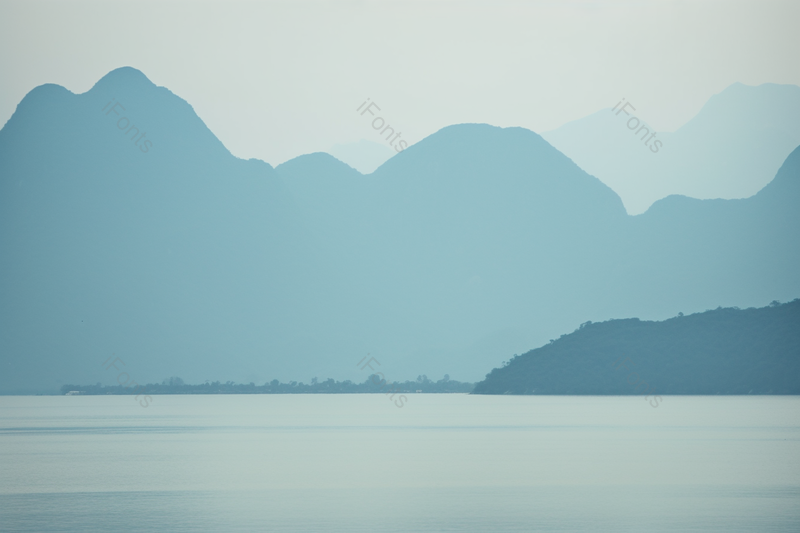 薄雾远山宁静的湖泊山川摄影独自旅行,高清,摄影图,摄影图片,图片大全,摄影图免费下载